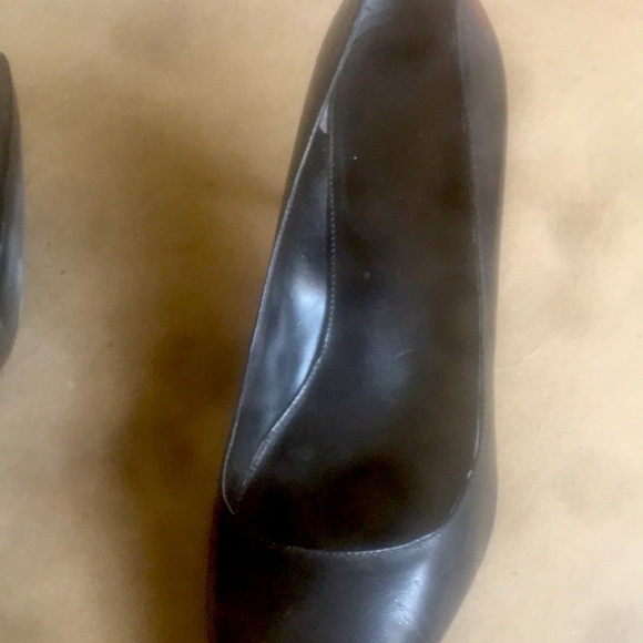 LAUREN RALLH LAUREN 3” Heels Black pumps Size 8M - Picture 5 of 7